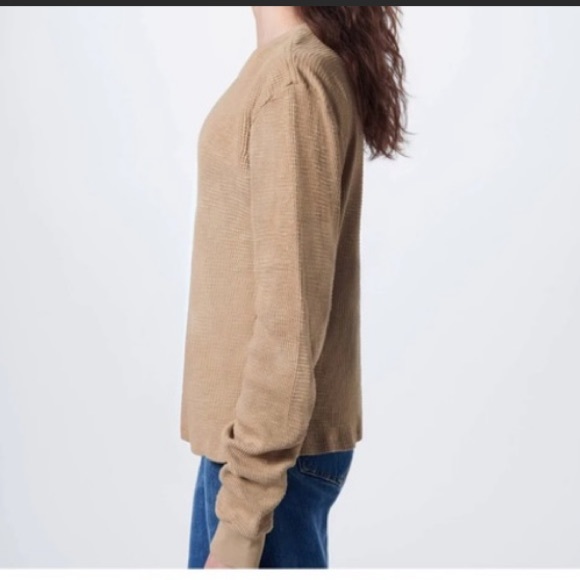 RE/DONE Thermal long sleeve in Sand. NWT SIZE M - Picture 2 of 5